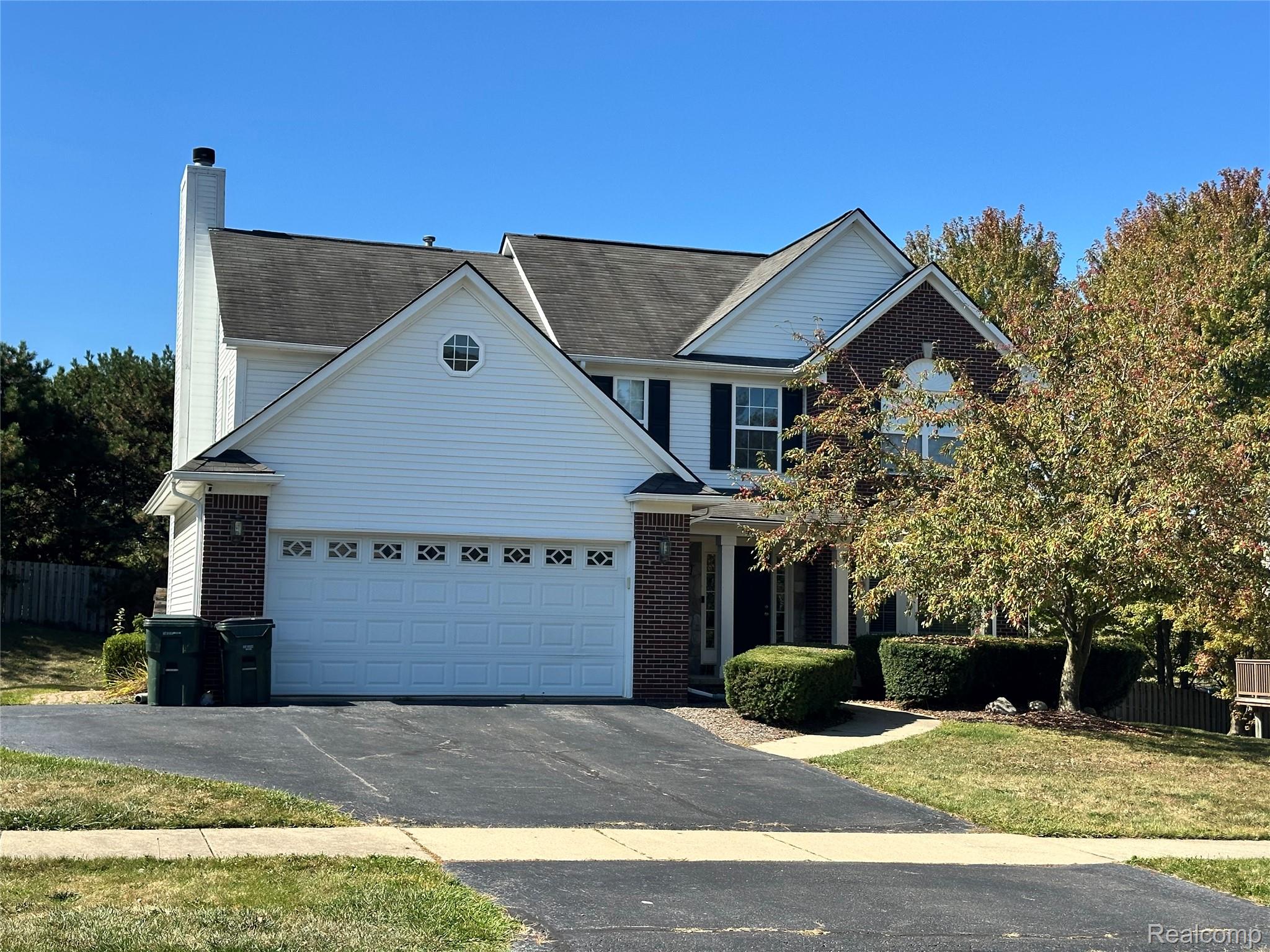 2609 Huntington Drive, Orion Charter Township, MI, 48360