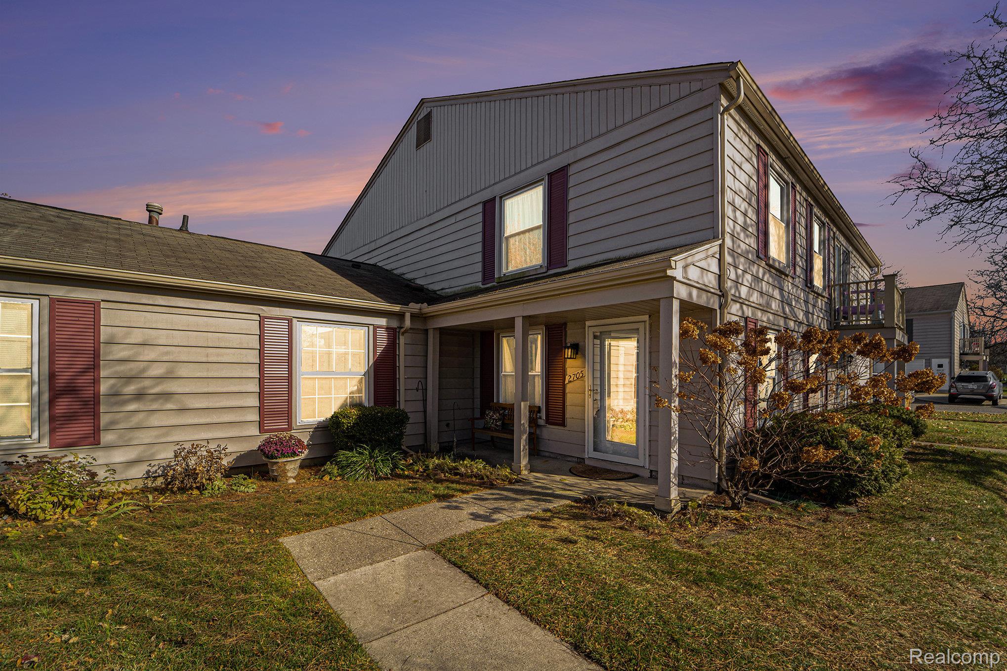 2705 Fox Hollow Court, Orion Charter Township, MI, 48360