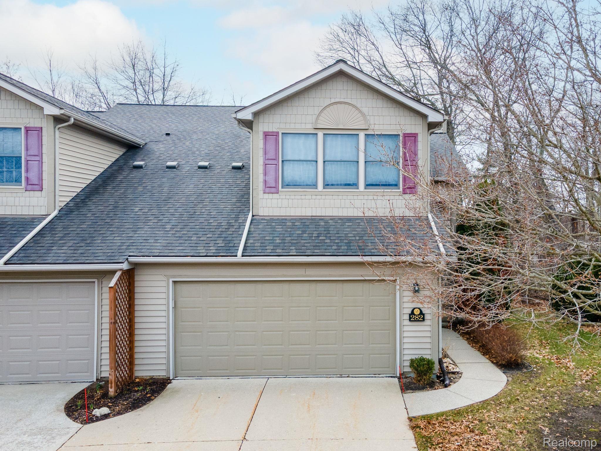 282 Stratford Lane, Orion Charter Township, MI, 48360