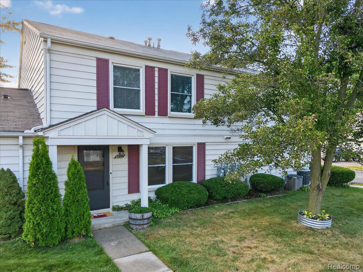 3172 Beechtree Court, Orion Charter Township, MI, 48360