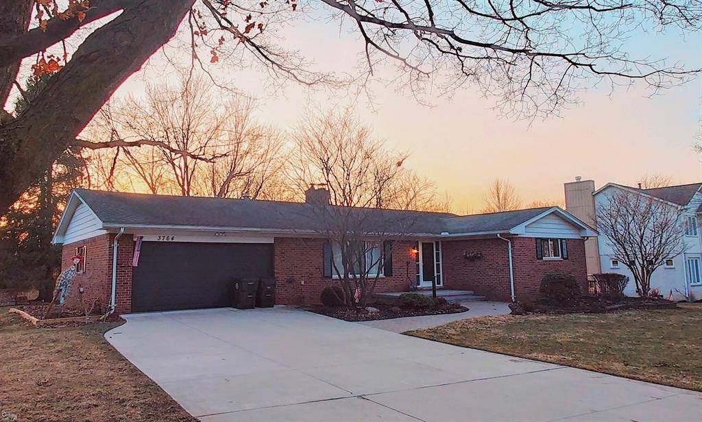 Homes for sale - 3764 Hi Villa Drive, Lake Orion Vlg, MI 48360 