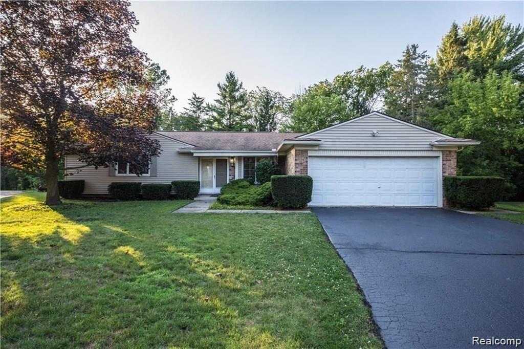 2280 Geyer, Orion Charter Township, MI, 48360