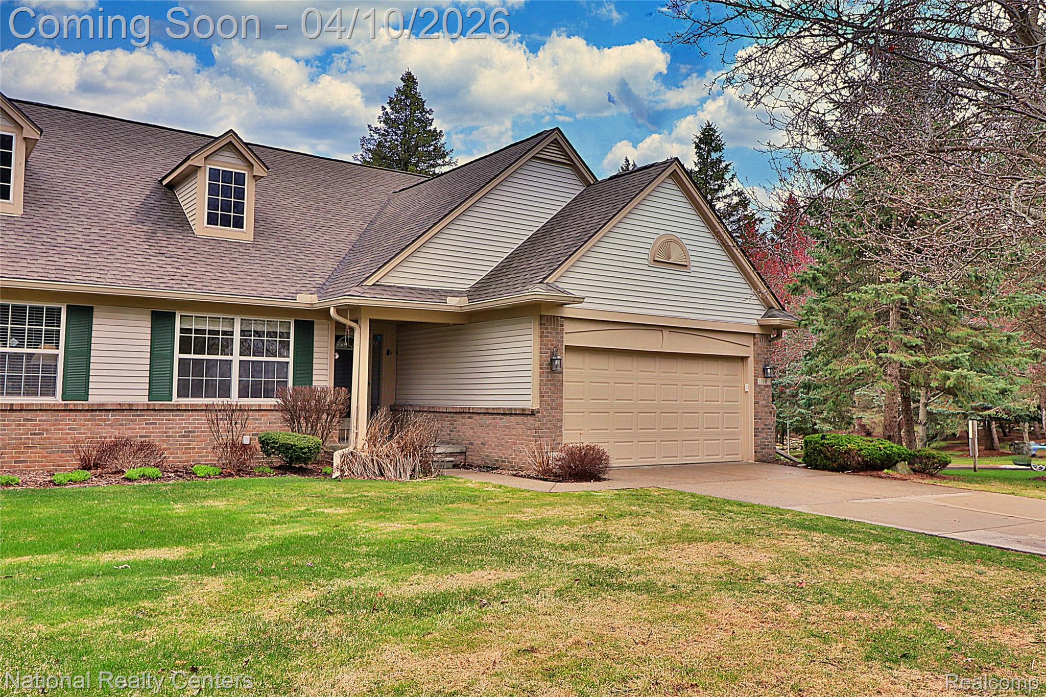 110 Four Seasons Drive, Orion Charter Township, MI, 48360