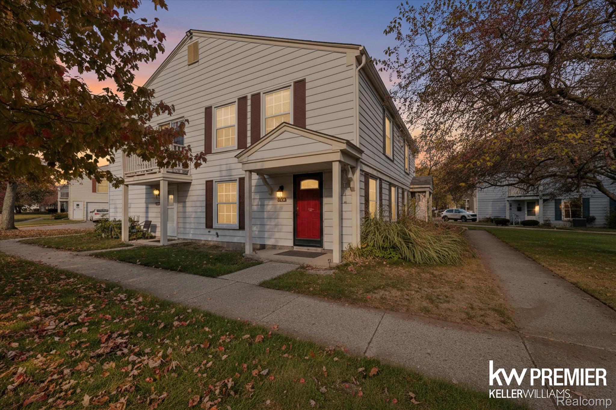 2804 Willow Court, Lake Orion Village, MI, 48360