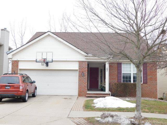 Homes for sale - 107 Eagle Ridge RD, Lake Orion, MI 48360 