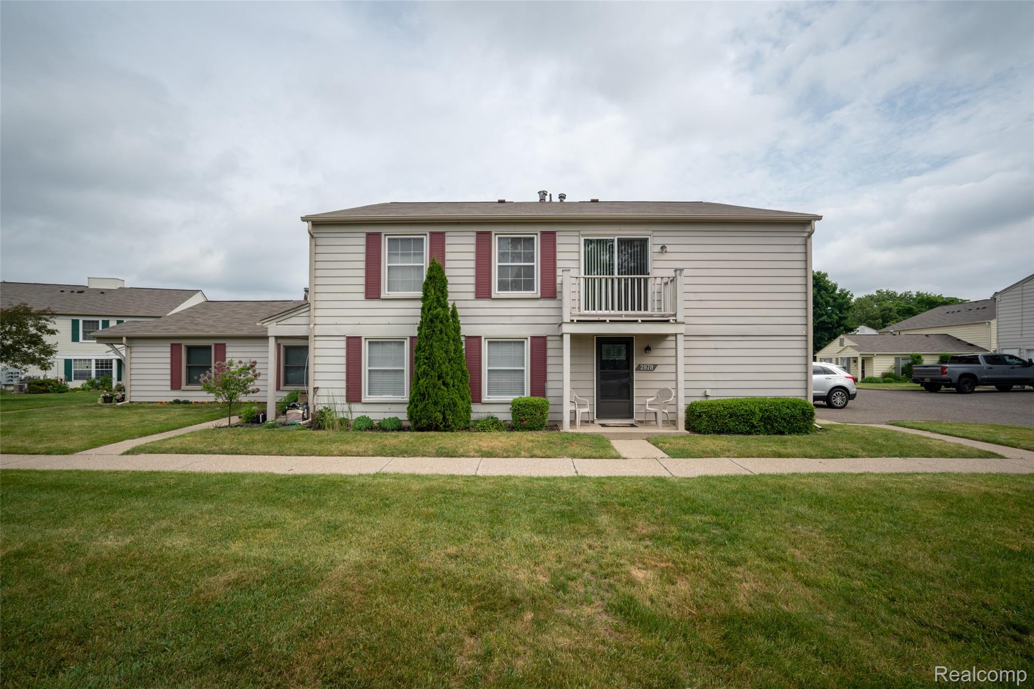 2978 Elmwood Court, Lake Orion Village, MI, 48360