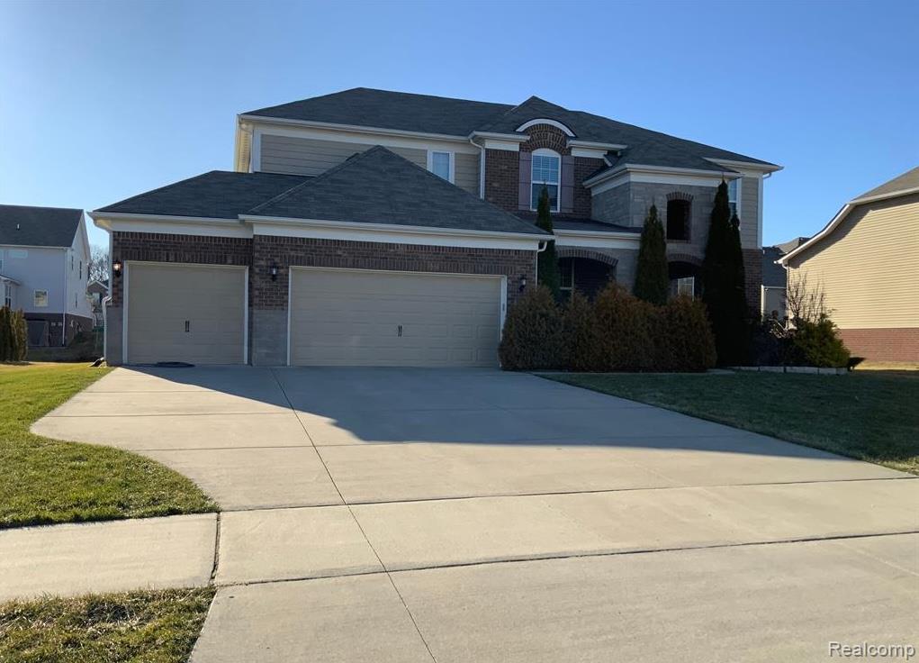 2064 Gunnison Street, Orion Charter Township, MI, 48360