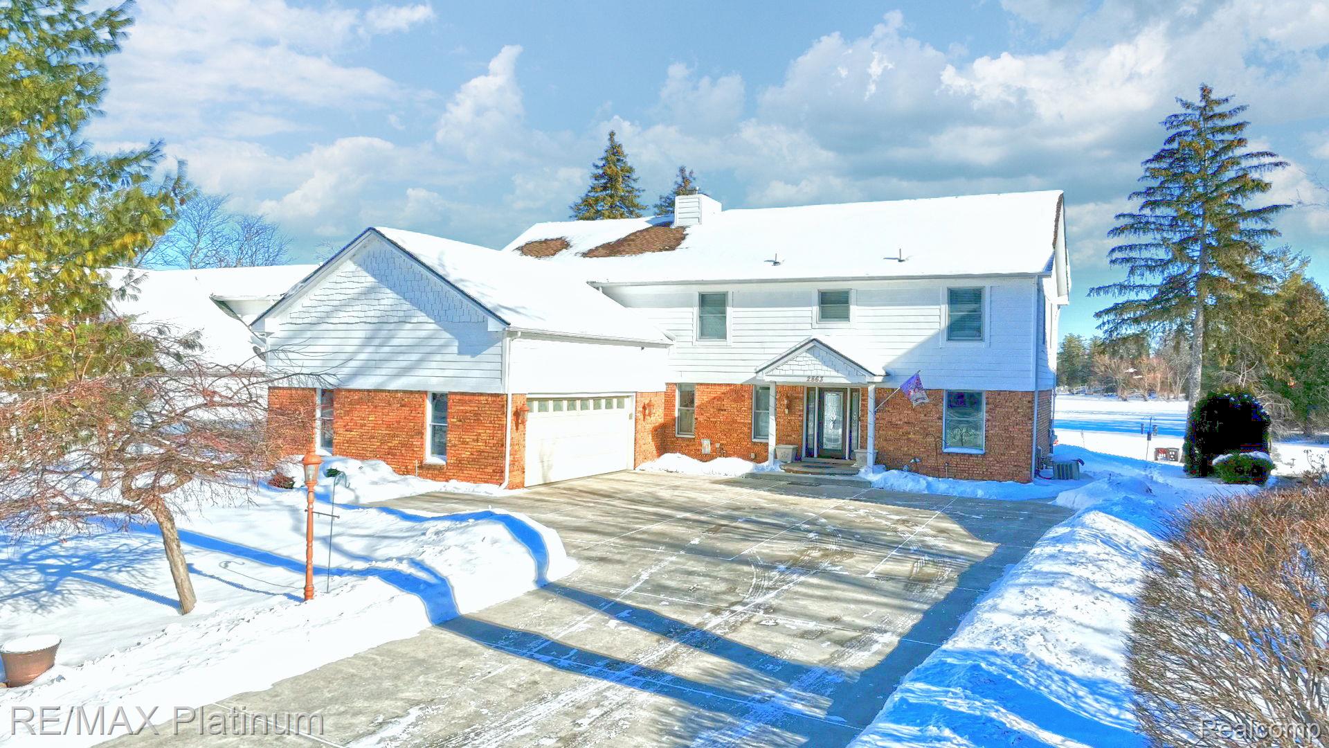 View Details, Orion Charter Township, MI, 2863 Walmsley Circle Drive Type Single Family Size 4,447 SqFt Rooms 4 Beds + 3 Baths 2863 Walmsley Circle Drive, Orion Charter Township, MI