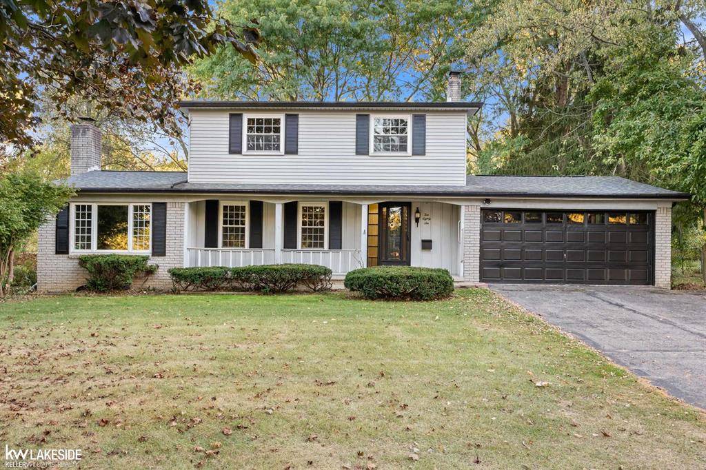 Homes for sale - 1086 E Silverbell Road, Orion Twp, MI 48360 