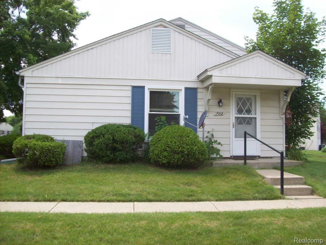 2968 Elmwood Court, Lake Orion Village, MI, 48360