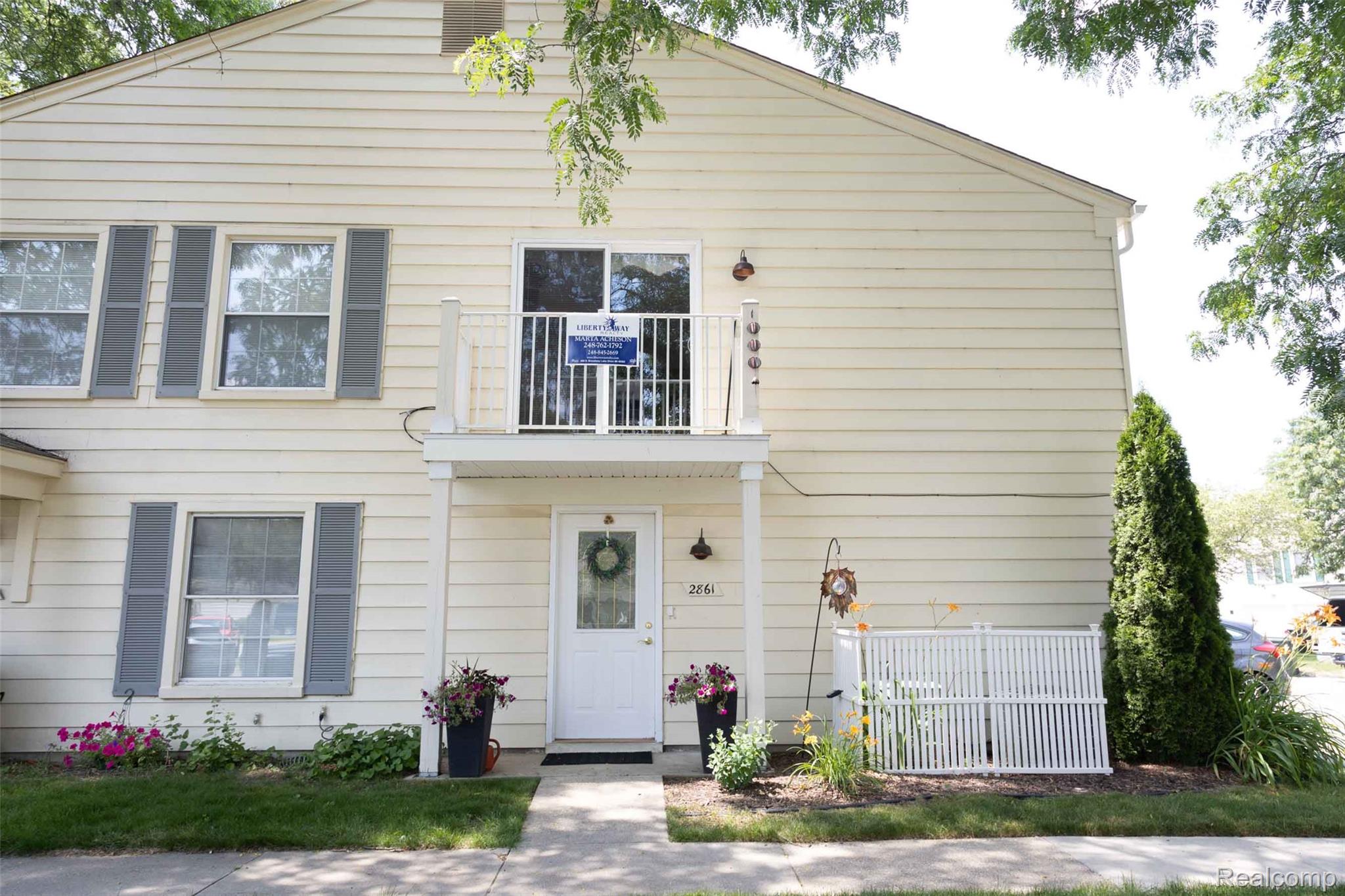 2861 Glenwood, Orion Charter Township, MI, 48360