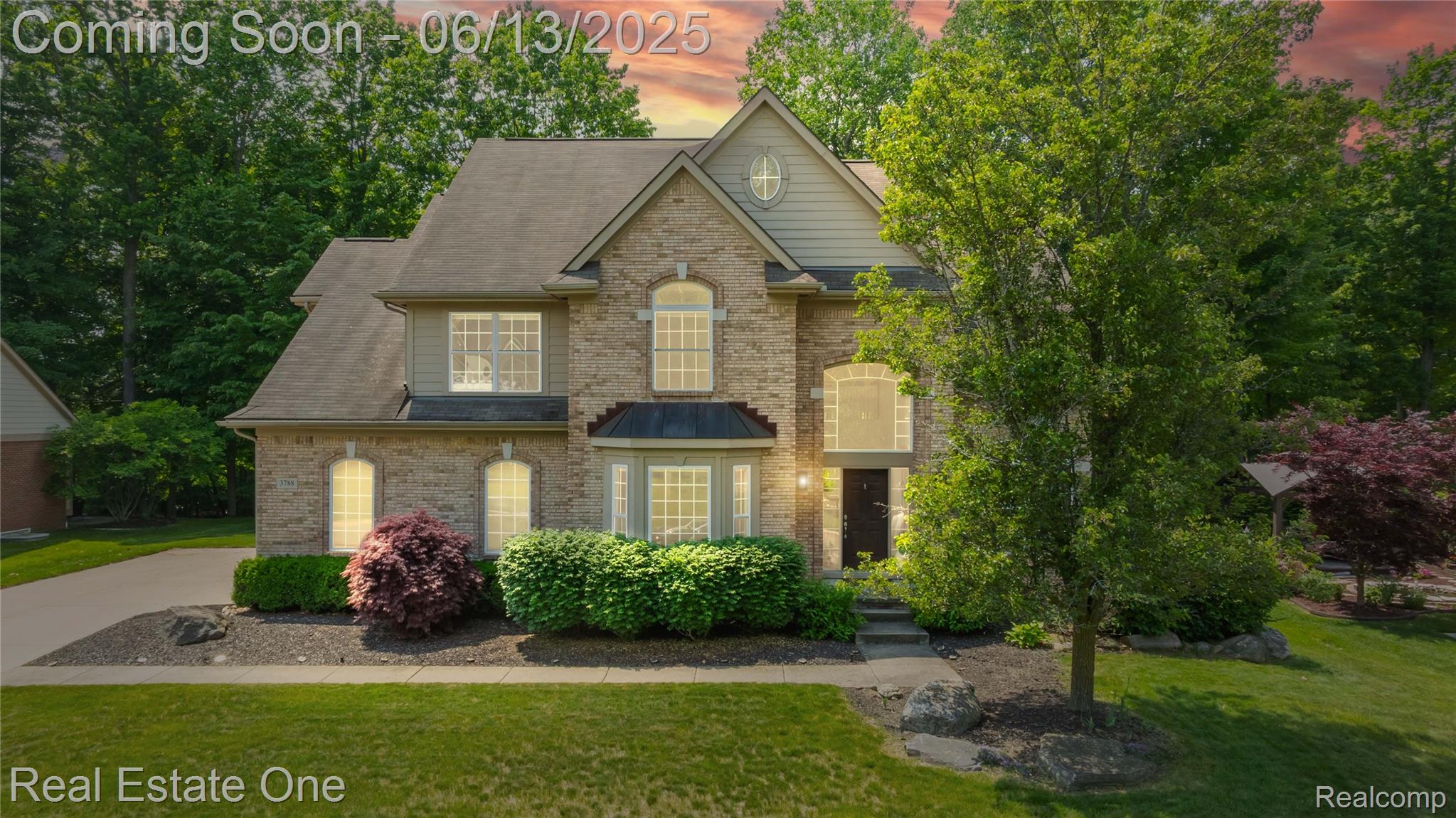 3788 High Grove Way, Lake Orion Village, MI, 48360