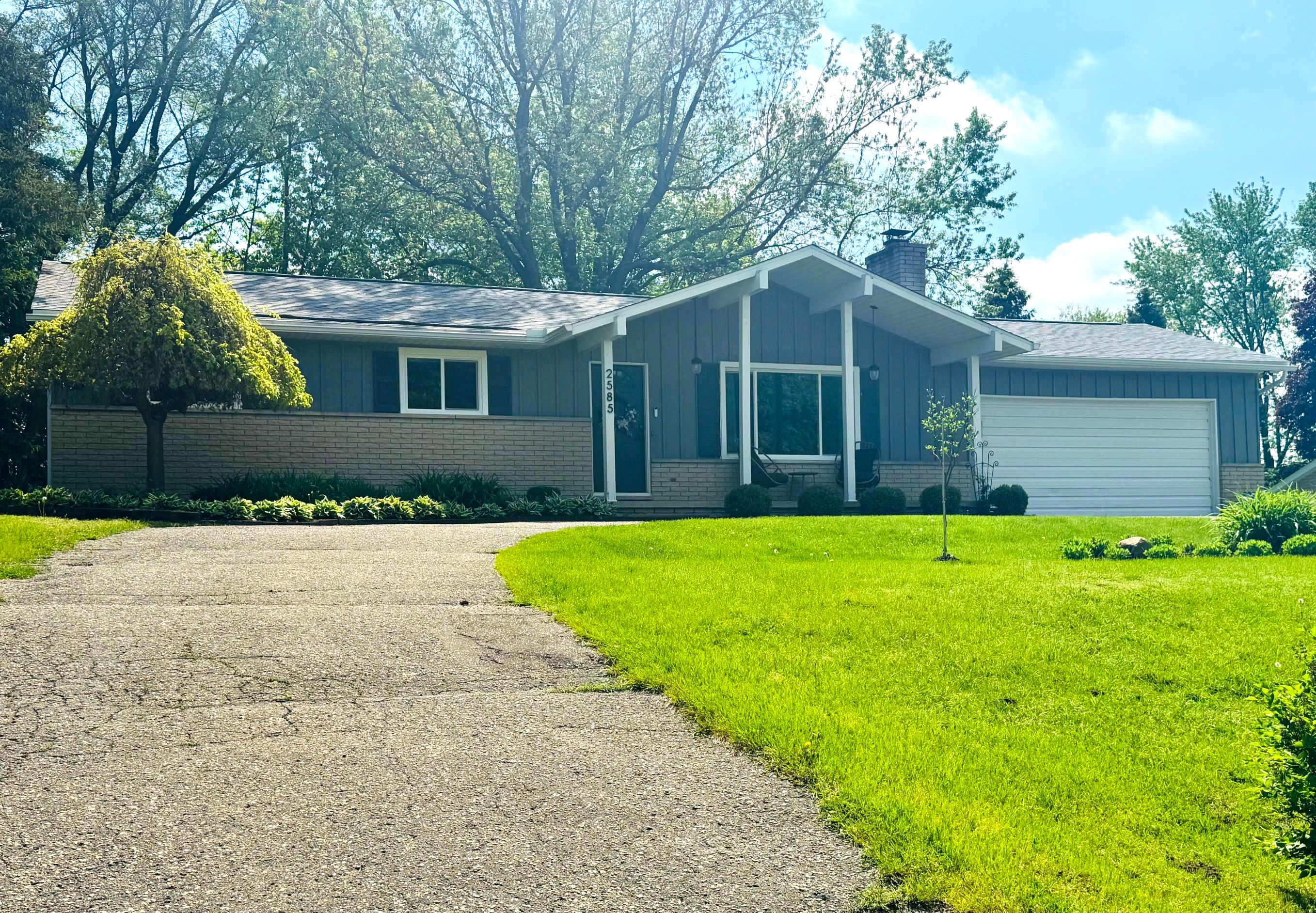 2585 Freeman Drive, Lake Orion Vlg, MI, 48360