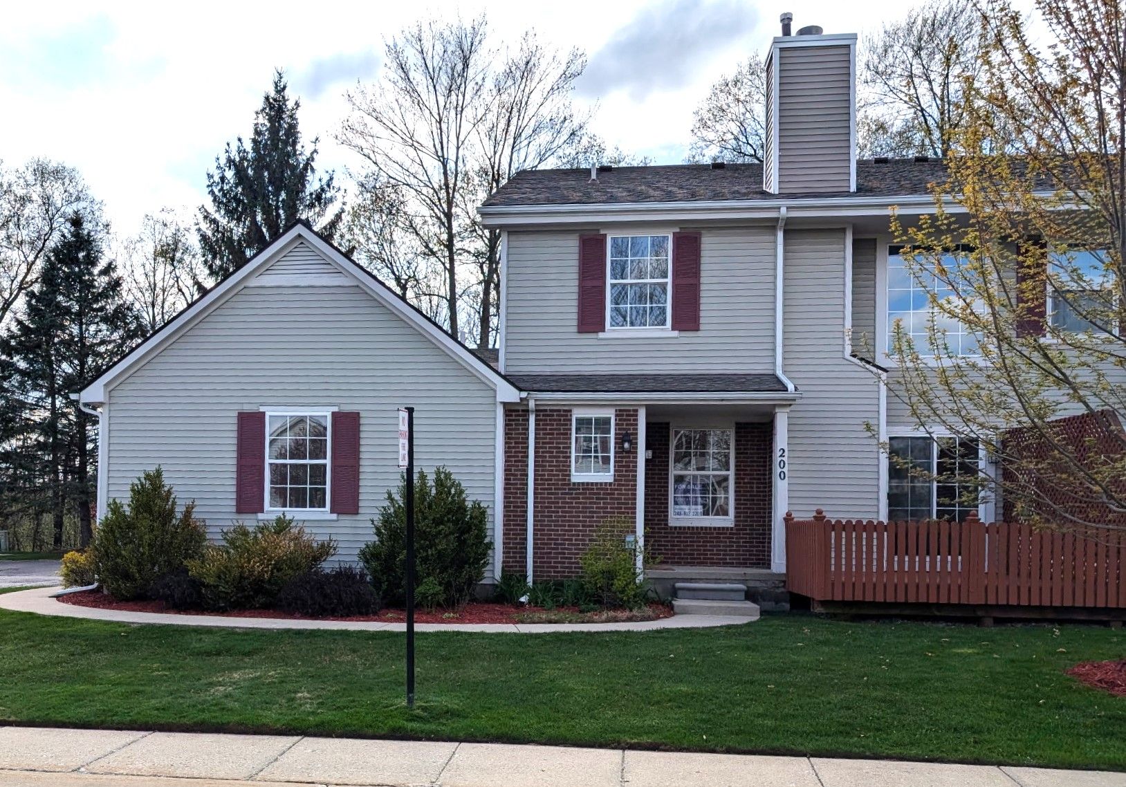 200 Barrington Circle, Orion Twp, MI, 48360