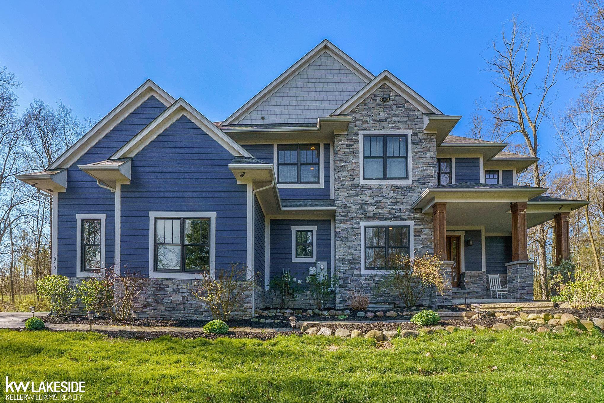 1040 E Silverbell Road, Orion Twp, MI, 48360