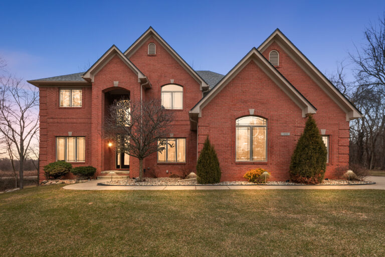 NEW ON MARKET! 1486 Chestnut Trail, Oxford, MI, 48371